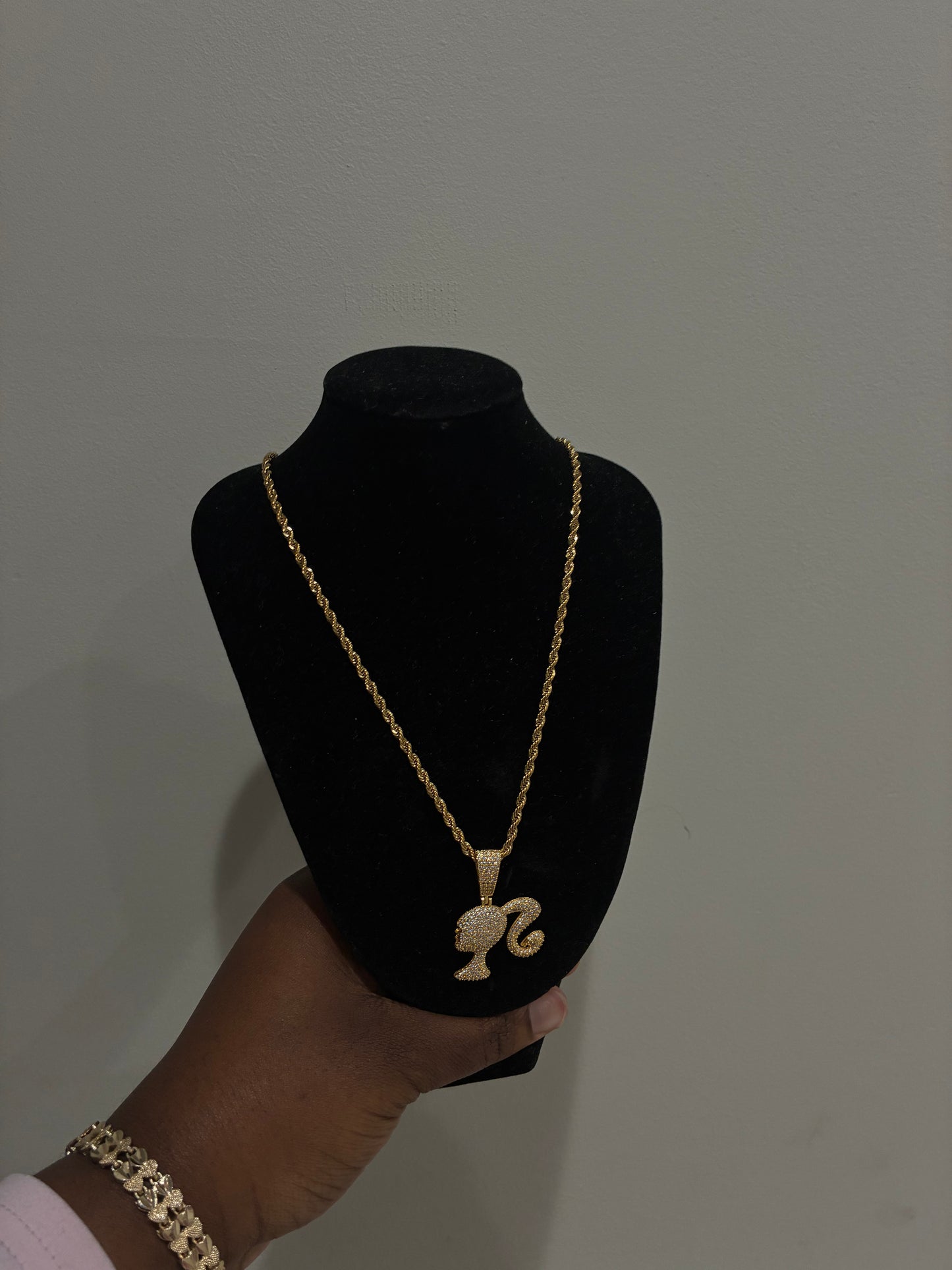 Barbie pendant w/rope chain