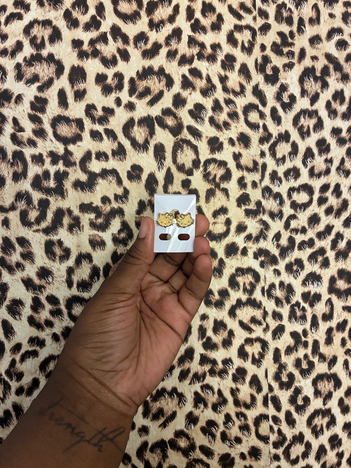 Hello kitty Gold Studs