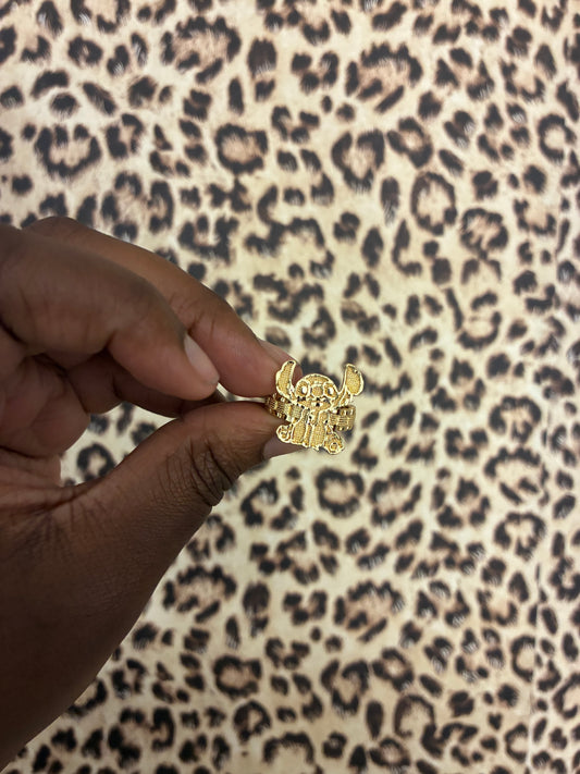 Baddie Stich Ring