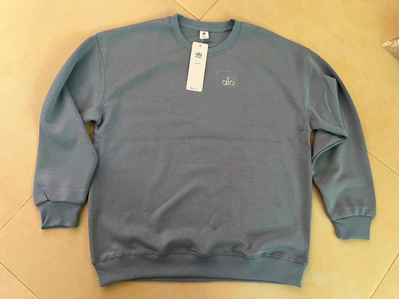 Alo Yoga Sweater