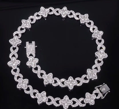 Clover Leaf Cuban Chain