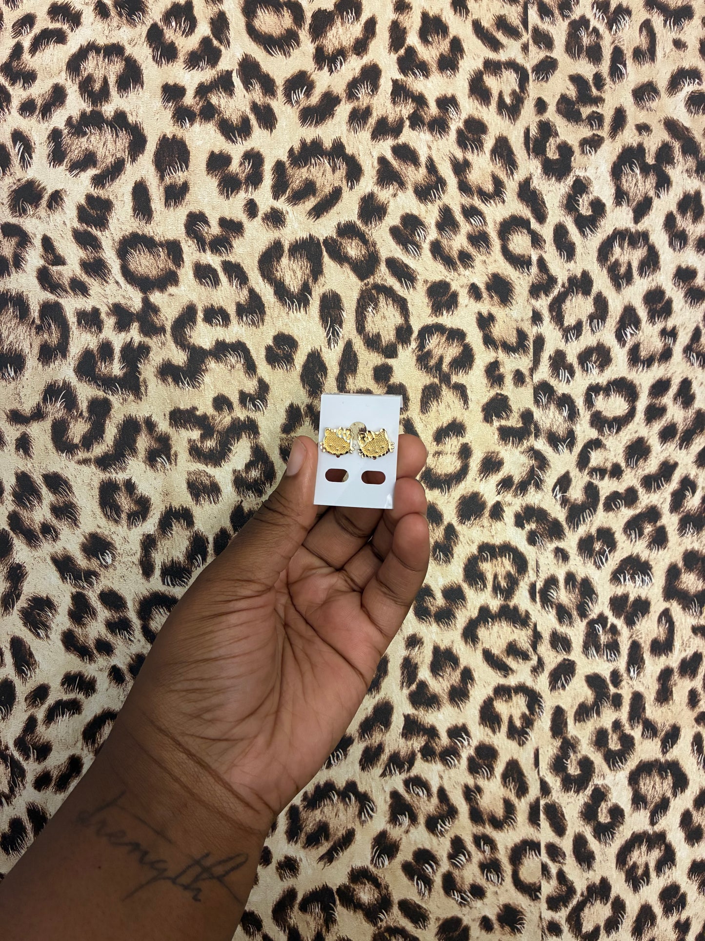Hello kitty Gold Studs