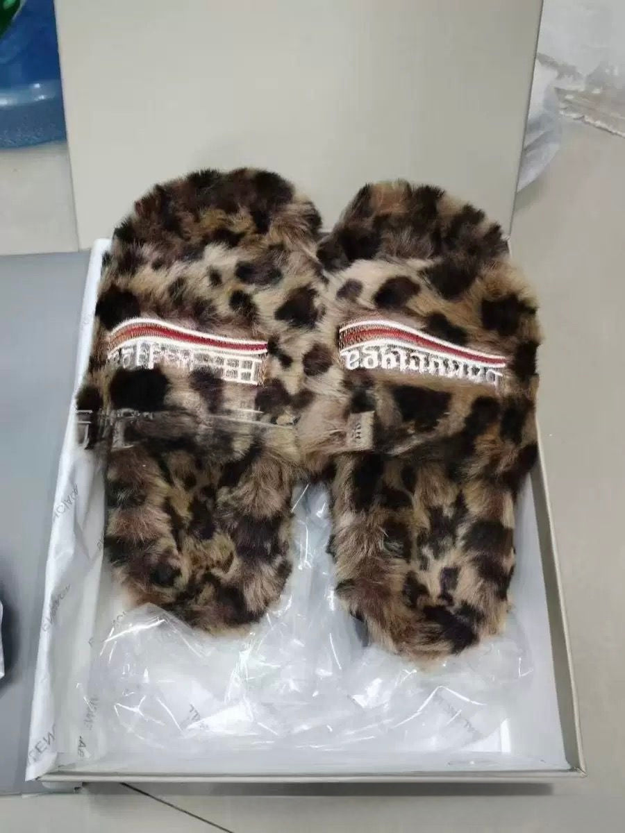 Balenciaga Slippers￼