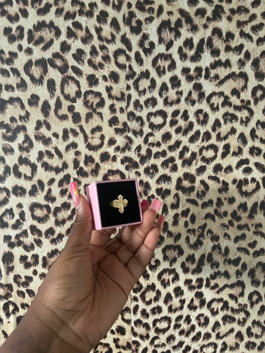 Baddie Cross Ring