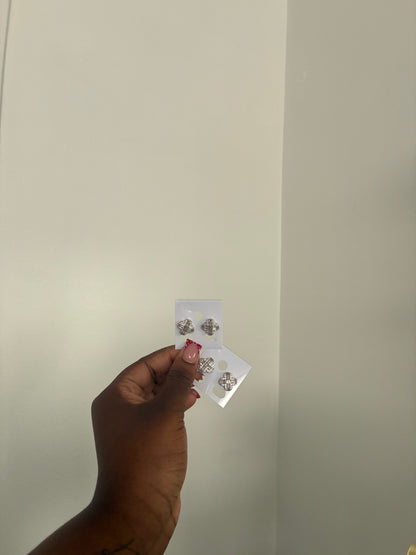 Clover Leaf Studs